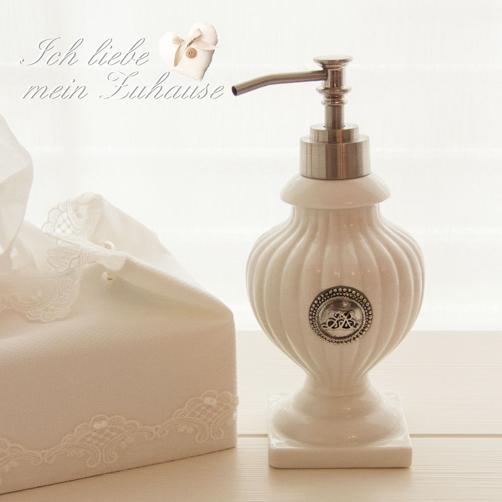 Blog - Neue Lene Bjerre Produkte - Seifenspender aus der Purity Bath Collection
