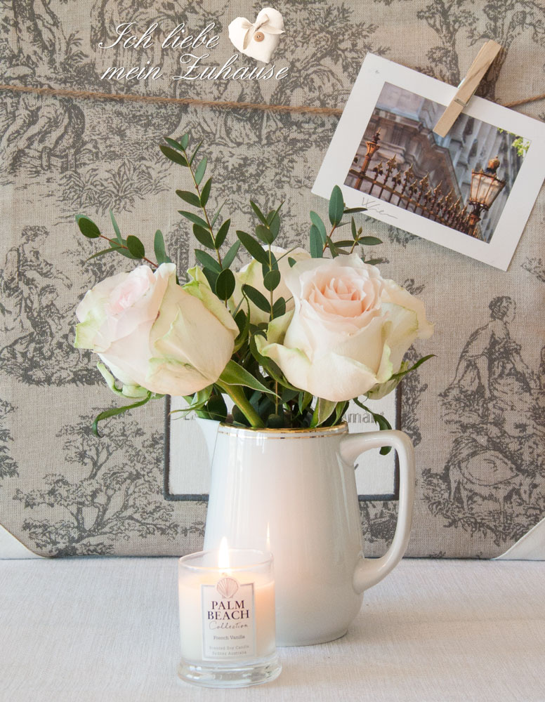 Blog - Toile de joux, Blumenvase aus Vintage Chic Porzellankrug und Palm Beach Collection French Vanilla Duftkerze - Bild 6