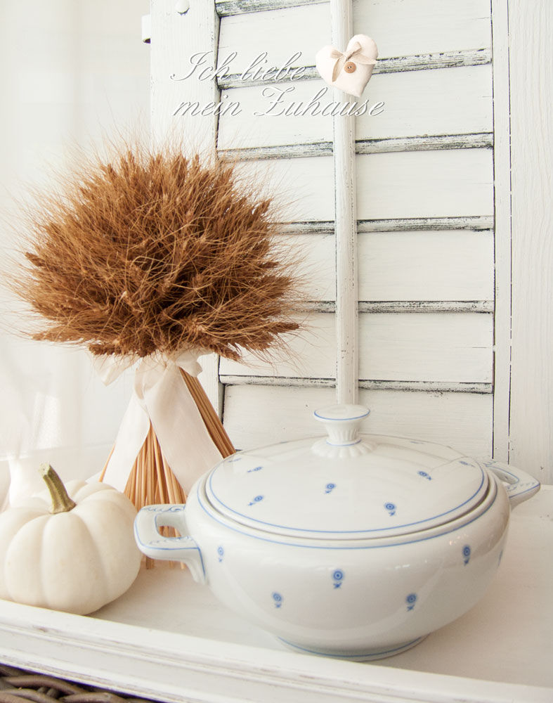 Blog - Vintage-Dekoration im Herbst - Lene Bjerre Windlicht Kerzenständer Keramiktopf und Vintage Chic Porzellan Suppenschüssel - Bild 9
