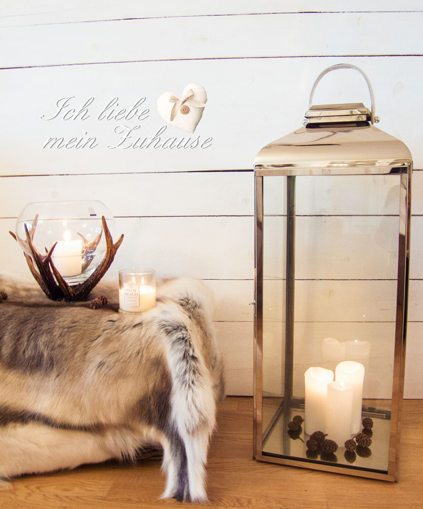 Blog – Kuschlige Rentierfell-Dekoration – Deko-Glas mit Hirschgeweih – Lene Bjerre Laterne Fiona Collection – Bild 6