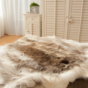 Natures Collection - Helles Rentierfell Premium Quality / gross