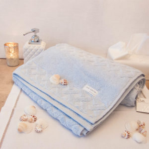 Lene Bjerre - Duschtuch 70x140cm aus der Laurie Collection / hellblau