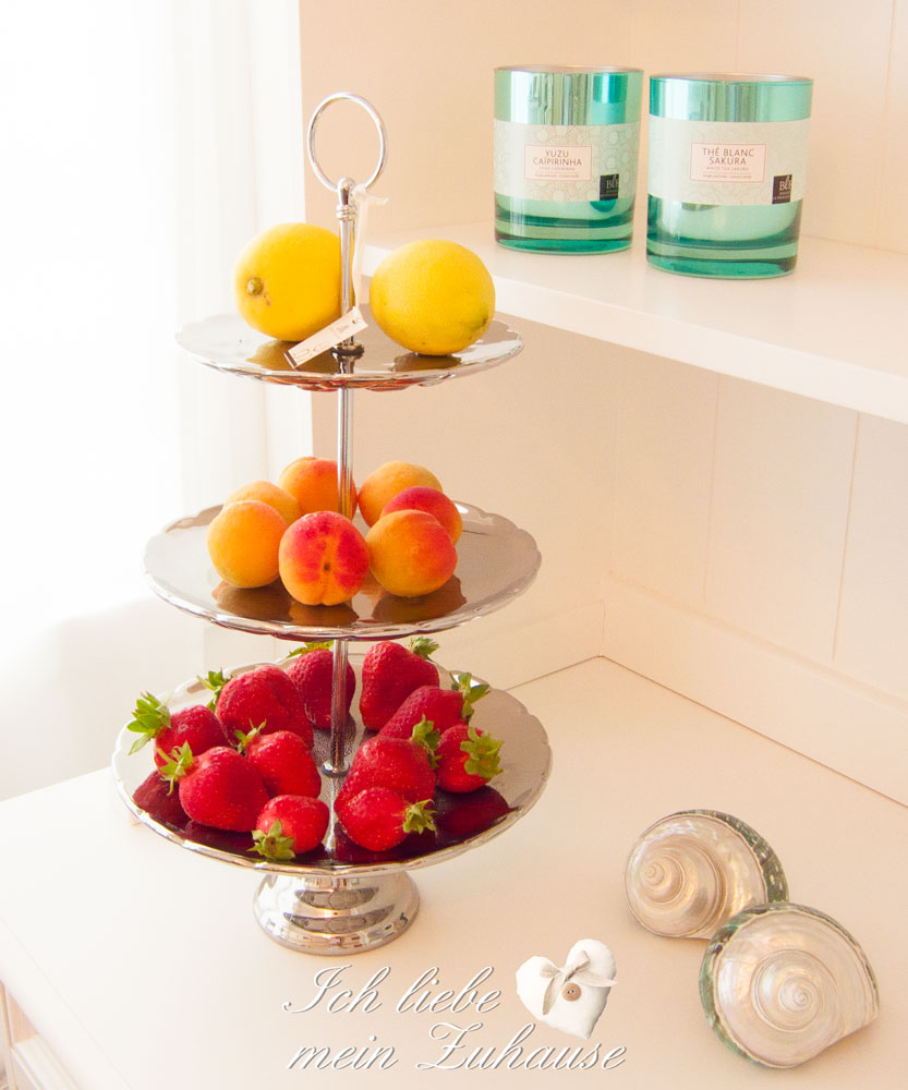 Blog - Lene Bjerre Etagere mit leckeren Sommerfrüchten - Bild 4