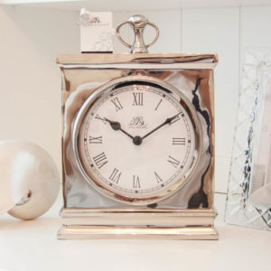 Lene Bjerre - Tischuhr silber aus der Clotilde Collection
