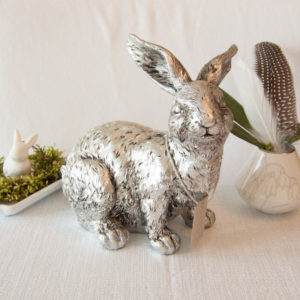 Lene Bjerre - Hase Serafina sitzend/ antiksilber