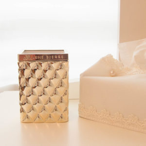 Lene Bjerre - Becher light-gold aus der Portia Bath Collection