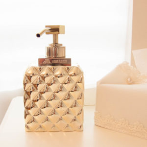 Lene Bjerre - Seifenspender light-gold aus der Portia Bath Collection